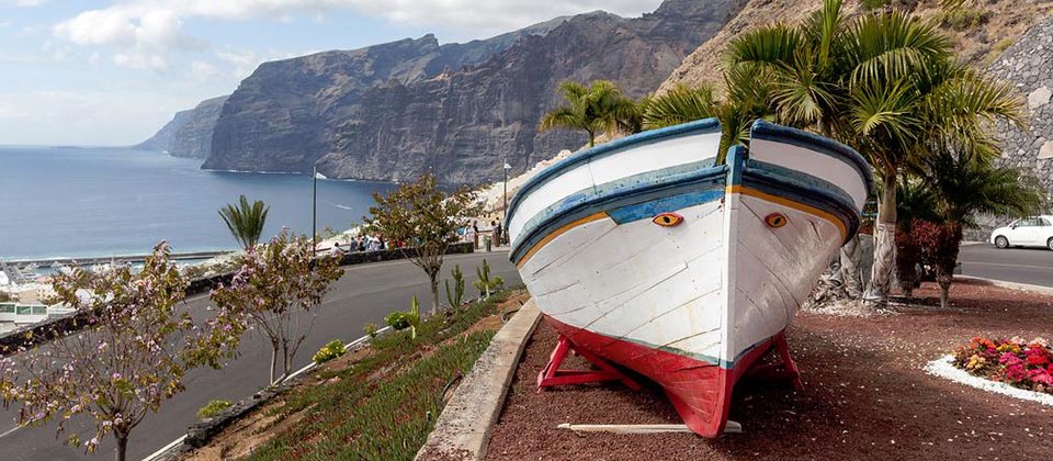 Mirador Boat-min.jpg